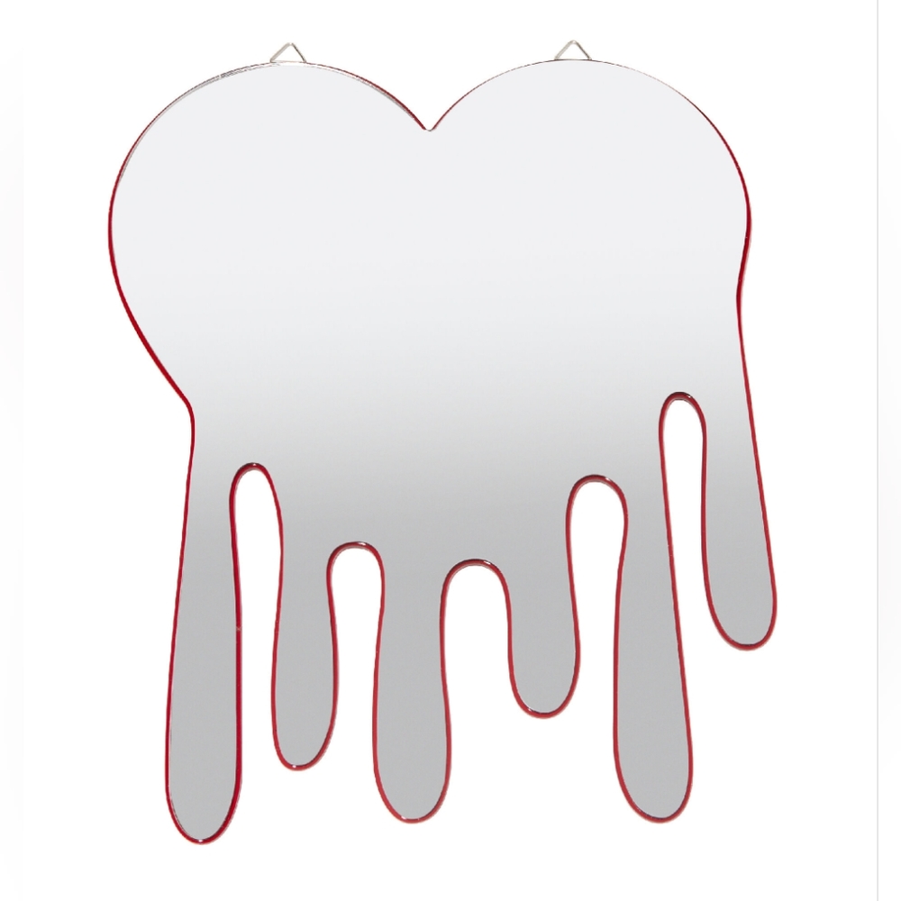 🆕️Dripping Heart Mirror NWT